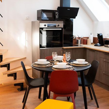 Appartements Plein Centre, A 5 Minutes Du Chateau Onzain Exterior foto